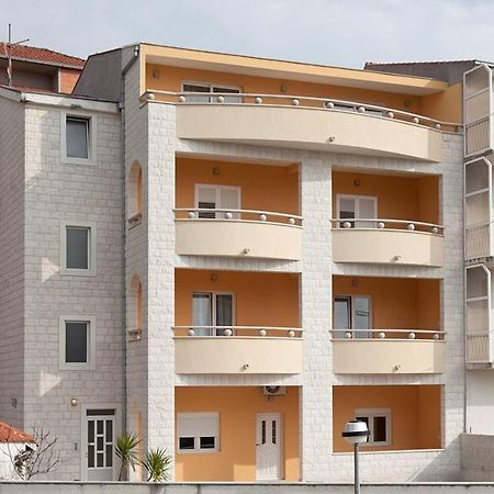 Apartments Villa Vujcic Makarska Rom bilde