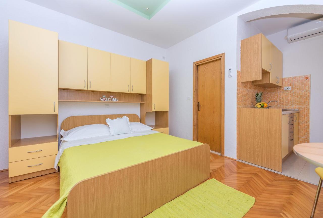 Apartments Villa Vujcic Makarska Eksteriør bilde
