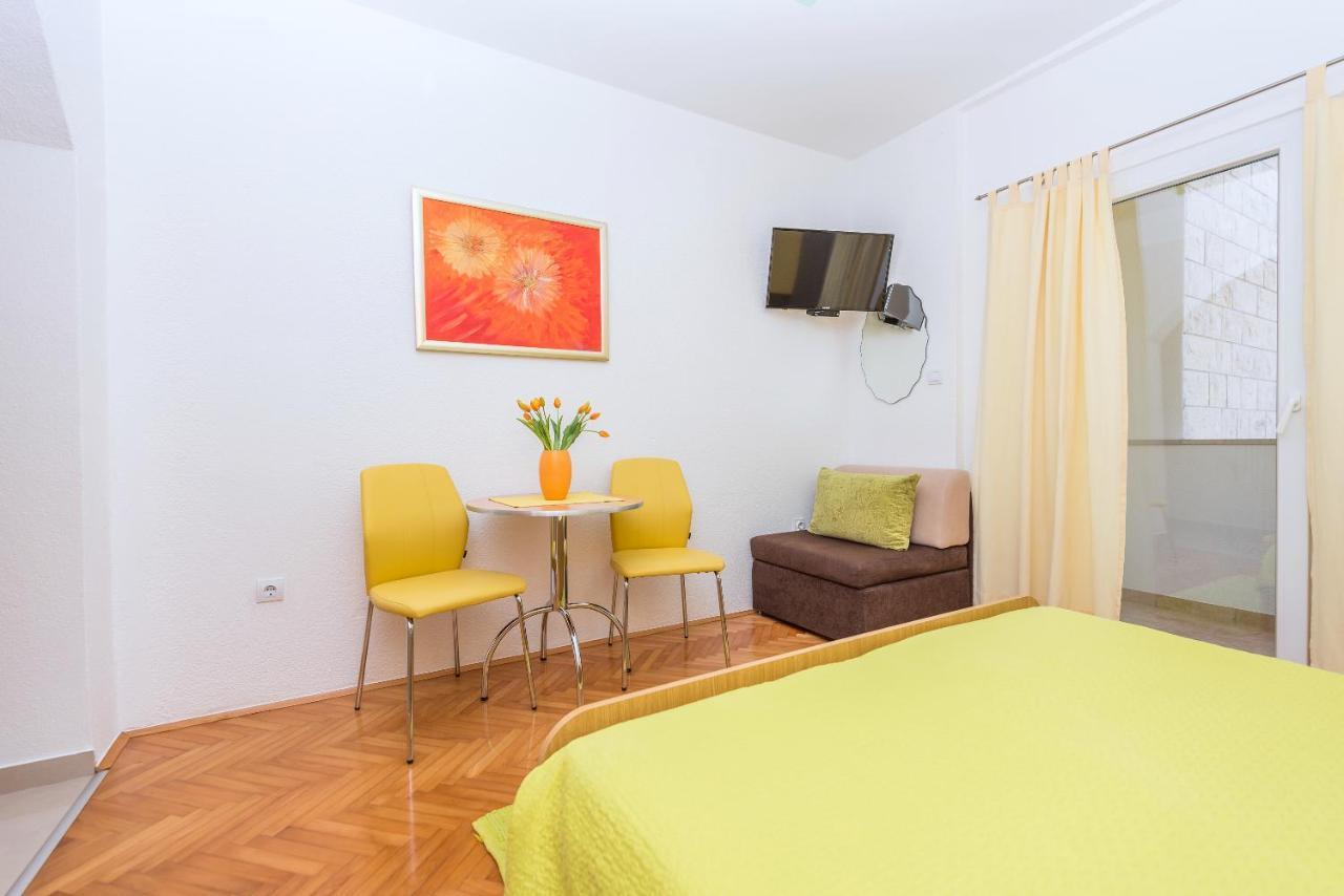Apartments Villa Vujcic Makarska Eksteriør bilde